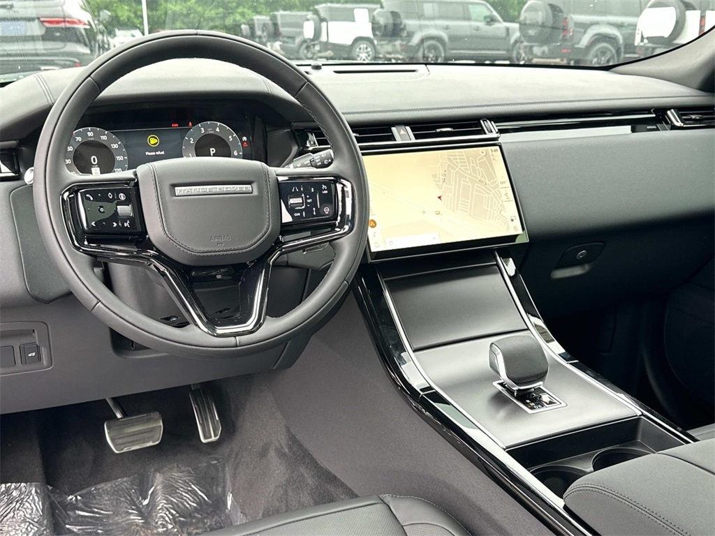 2026 Land Rover Range Rover Velar SE photo 2