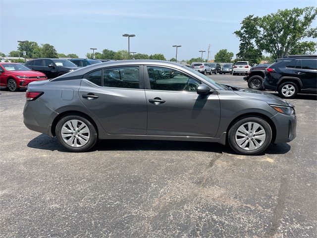 2025 Nissan Sentra S photo 14
