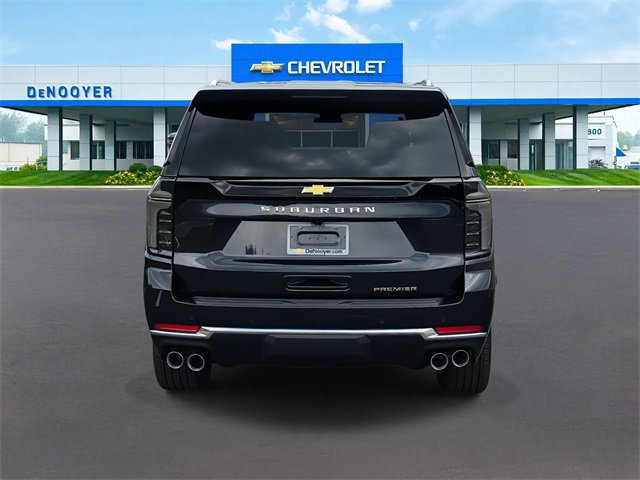 2025 Chevrolet Suburban Premier photo 6