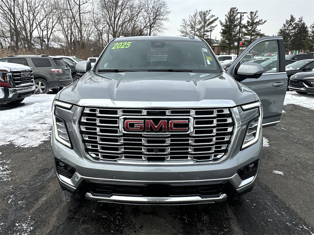 2025 GMC YUKON - Image 23