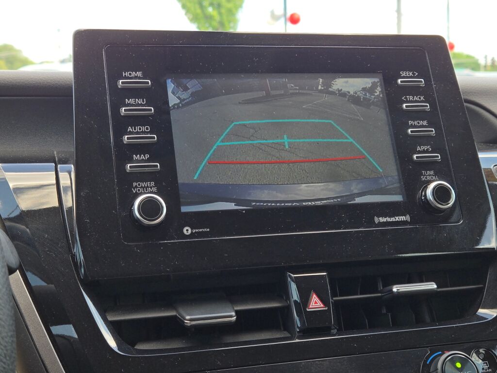 2022 Toyota Camry LE photo 23