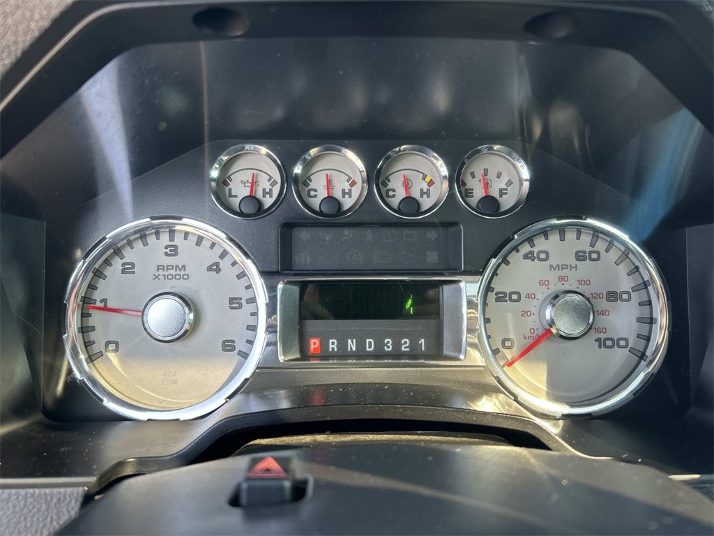 2009 Ford F-250 FX4 photo 25