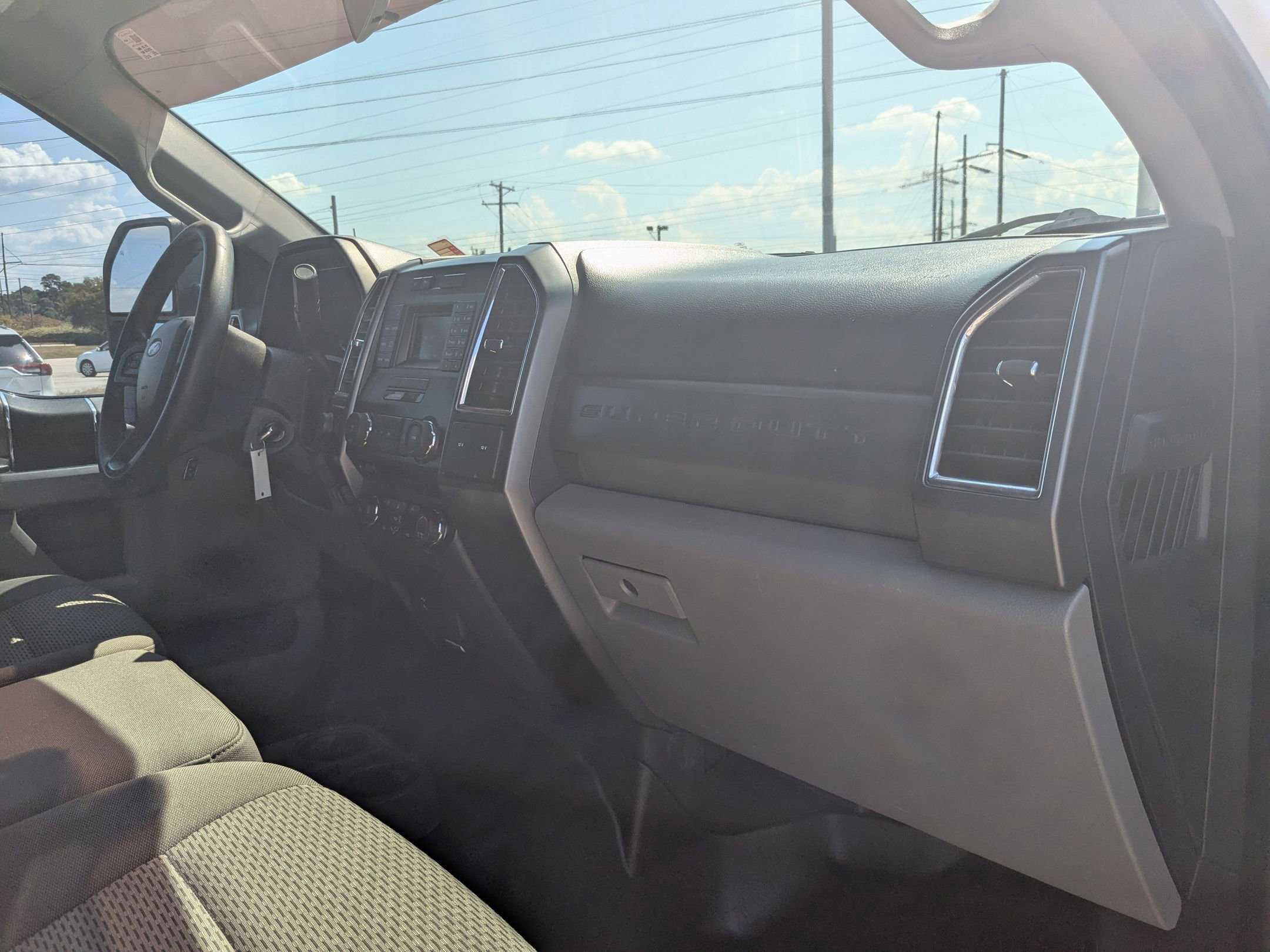 2018 Ford F-250 XLT photo 27