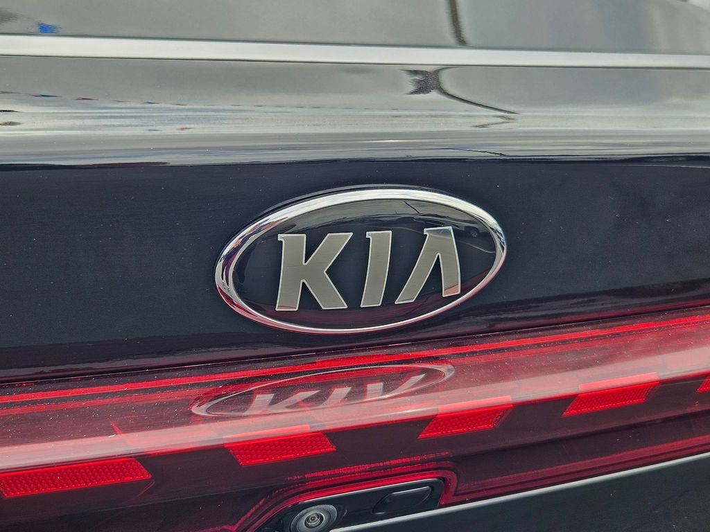 2021 Kia K5 EX photo 25