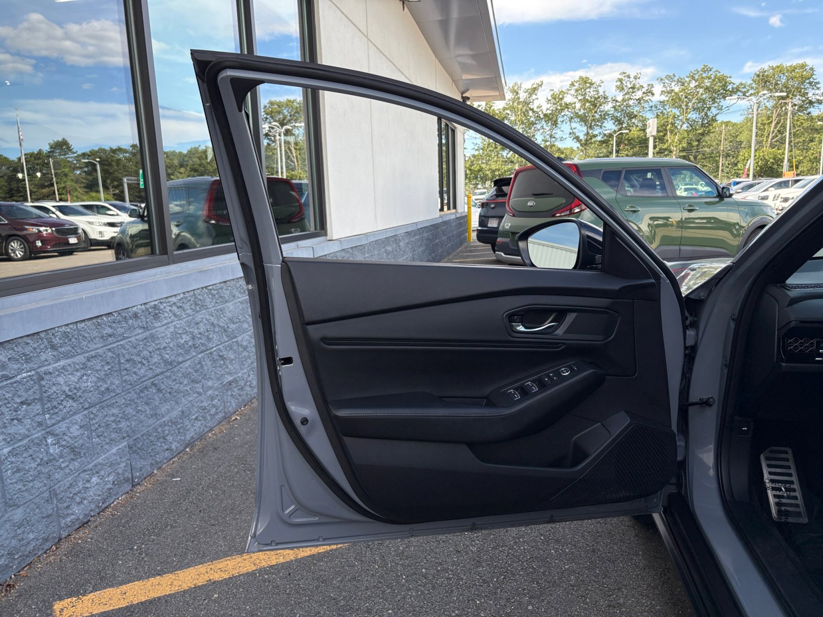 2023 Honda Accord Hybrid Sport photo 28
