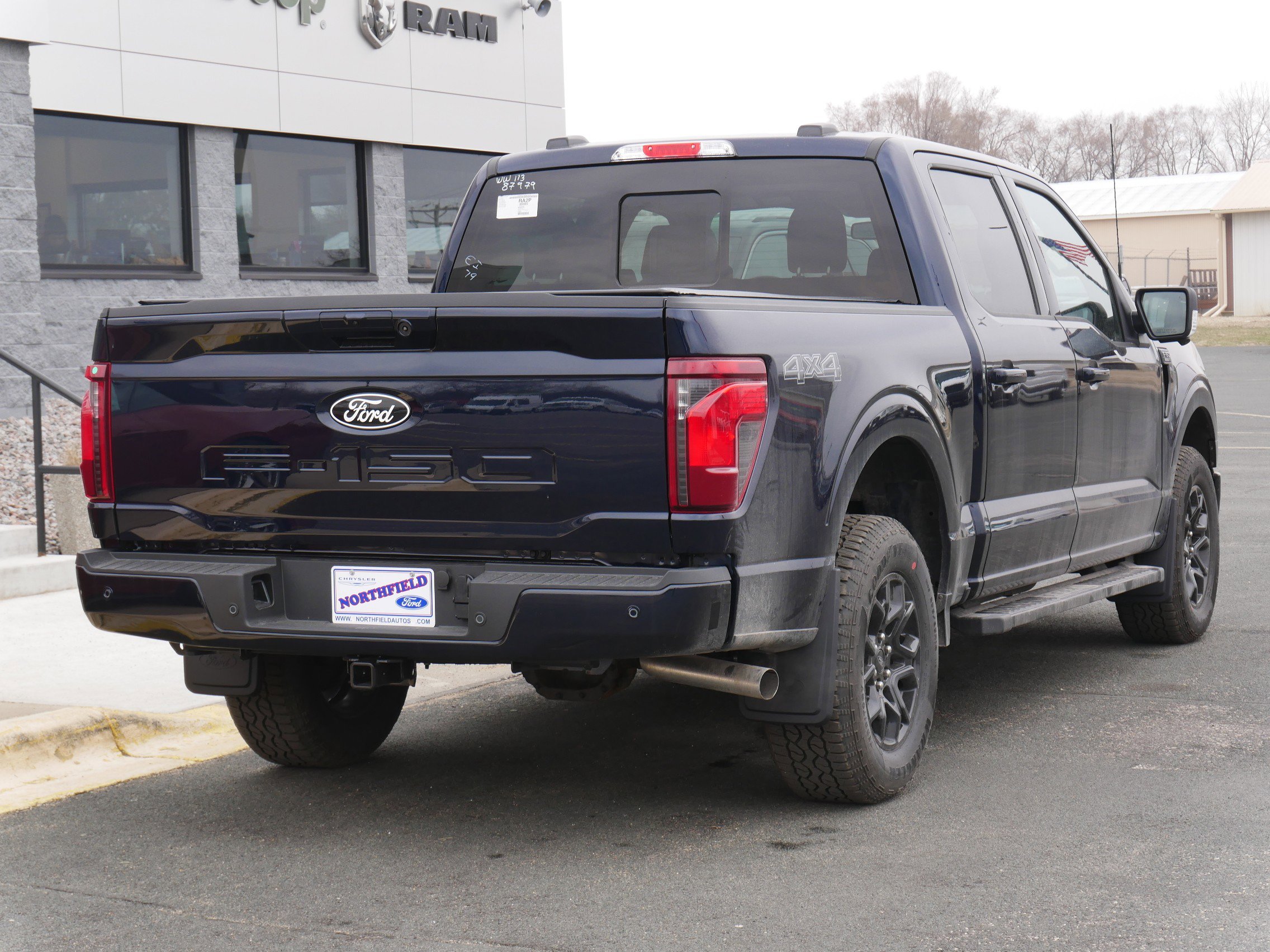2025 Ford F-150 XLT photo 4