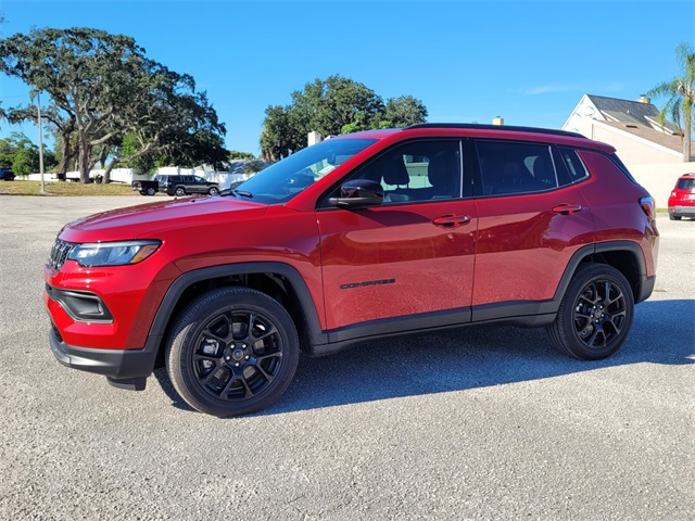 2025 Jeep Compass Latitude photo 3