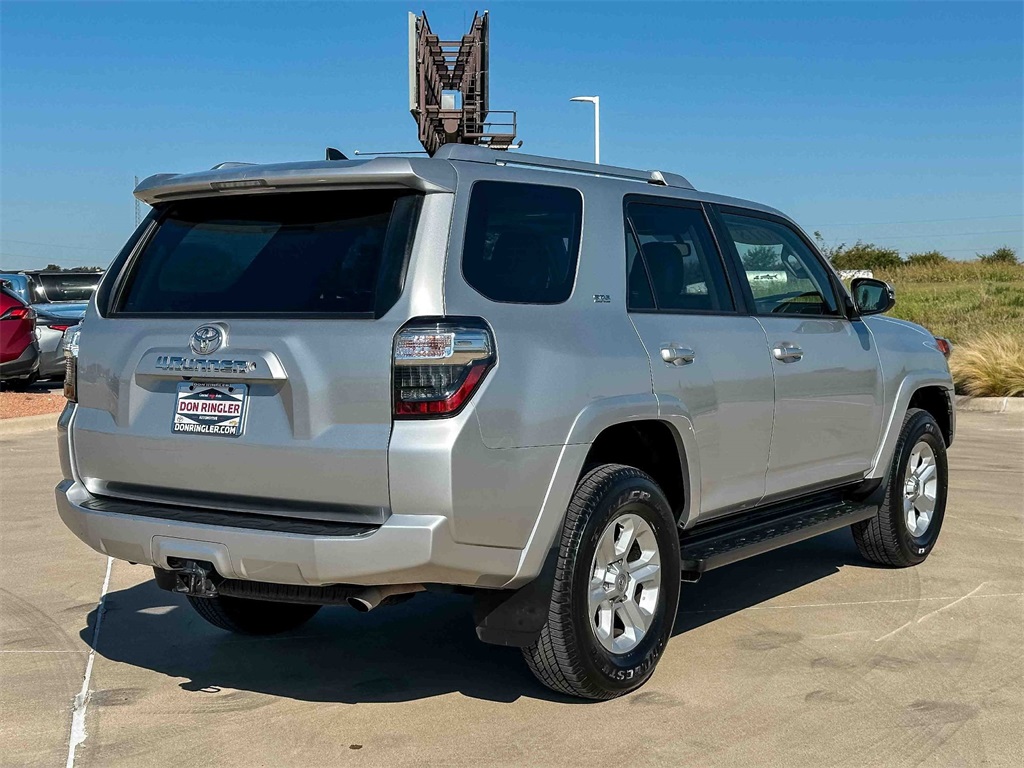 2018 Toyota 4Runner SR5 Premium photo 3