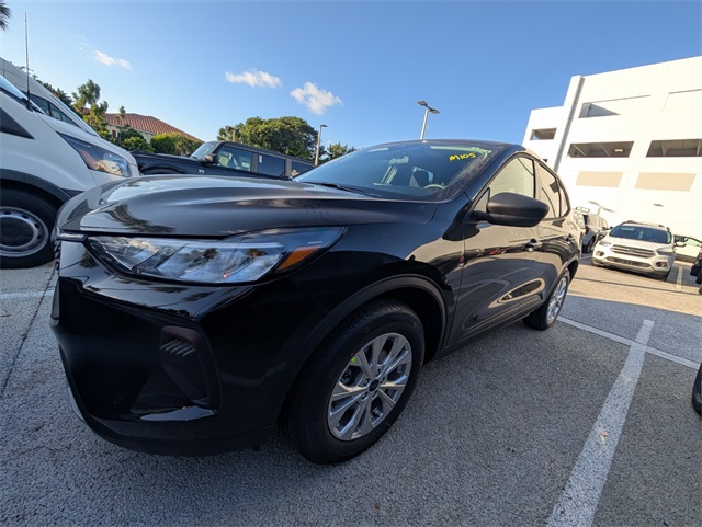 2026 Ford Escape Active photo 3