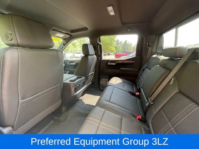 2024 Chevrolet Silverado 1500 High Country photo 9