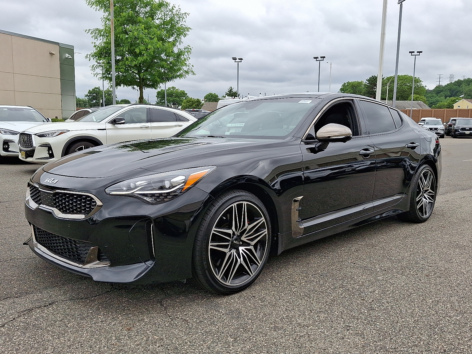 2023 Kia Stinger GT2's photo