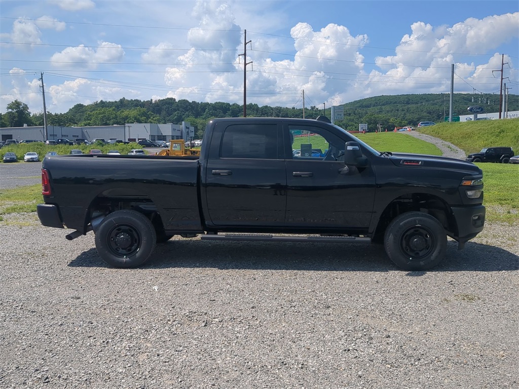 2025 Ram 2500 Tradesman photo 2