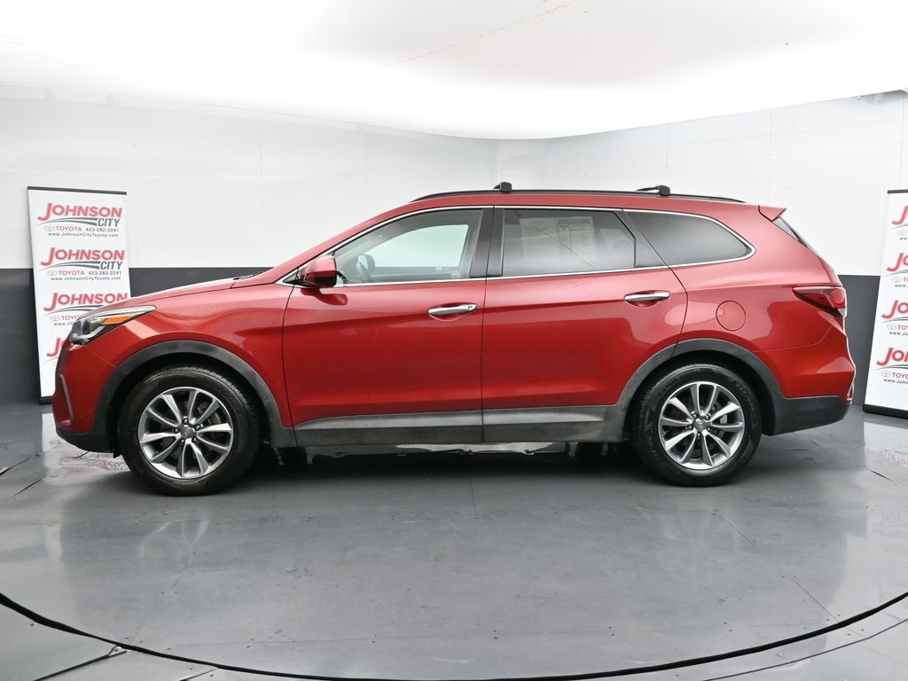 2018 Hyundai Santa Fe SE photo 4