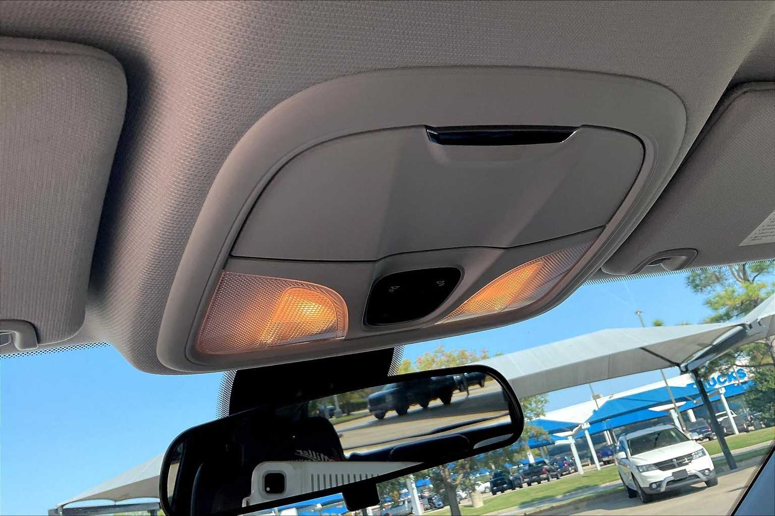 2019 Jeep Cherokee Latitude photo 27
