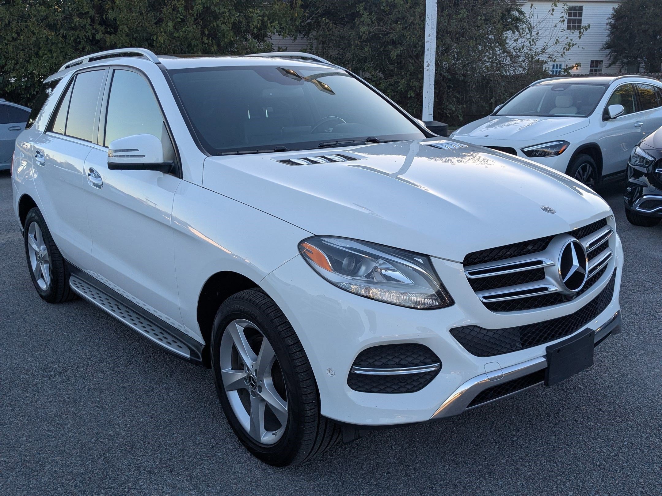 2018 Mercedes Benz GLE 350 4MATIC photo 3
