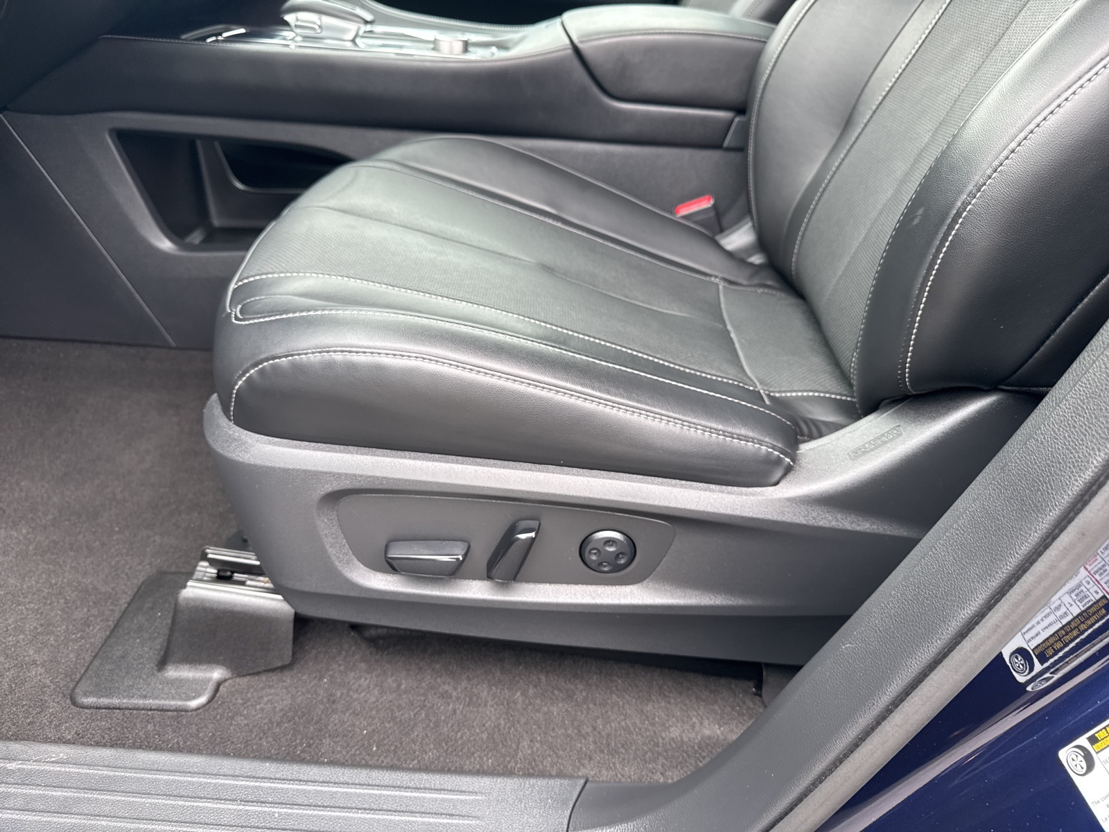 2022 Infiniti QX60 Pure photo 39