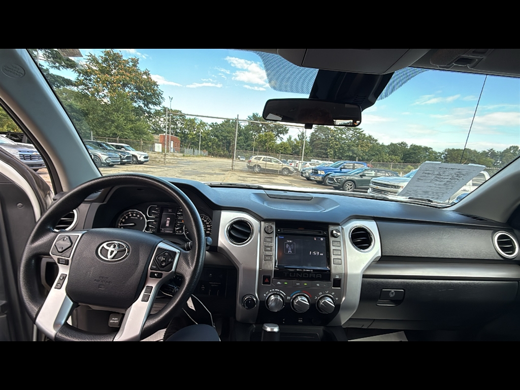 2019 Toyota Tundra SR5 Grade photo 8