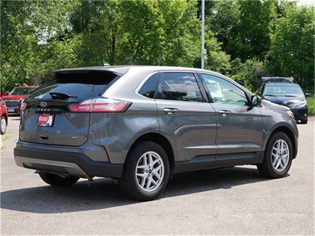 2022 Ford Edge SEL photo 7