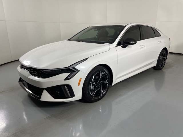 2026 Kia K5 GT-Line photo 4