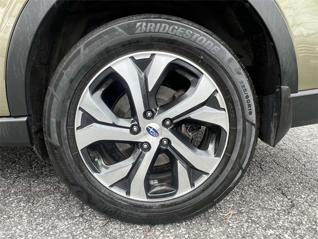 2020 Subaru Outback Limited photo 12