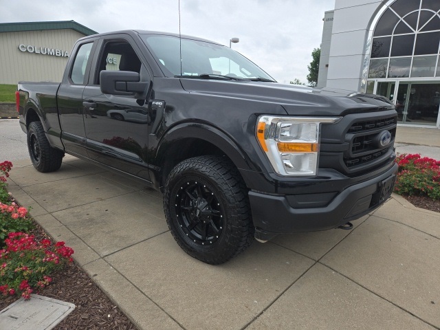 2021 Ford F-150 XL photo 3