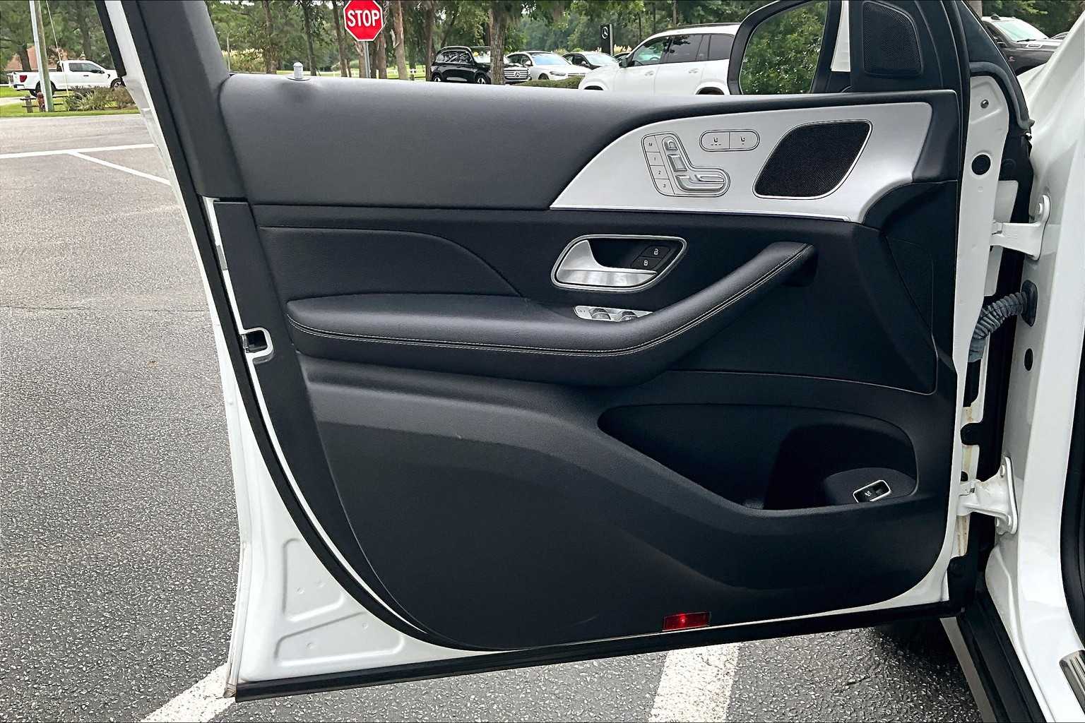 2024 Mercedes Benz GLE 350 4MATIC photo 18