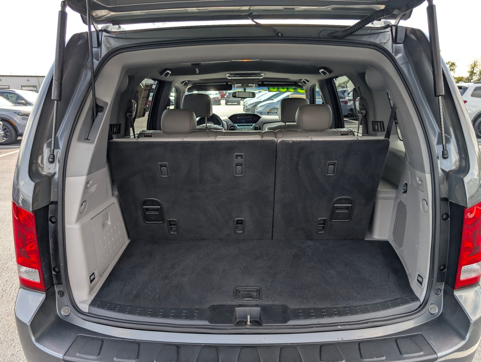 2011 Honda Pilot Touring photo 35