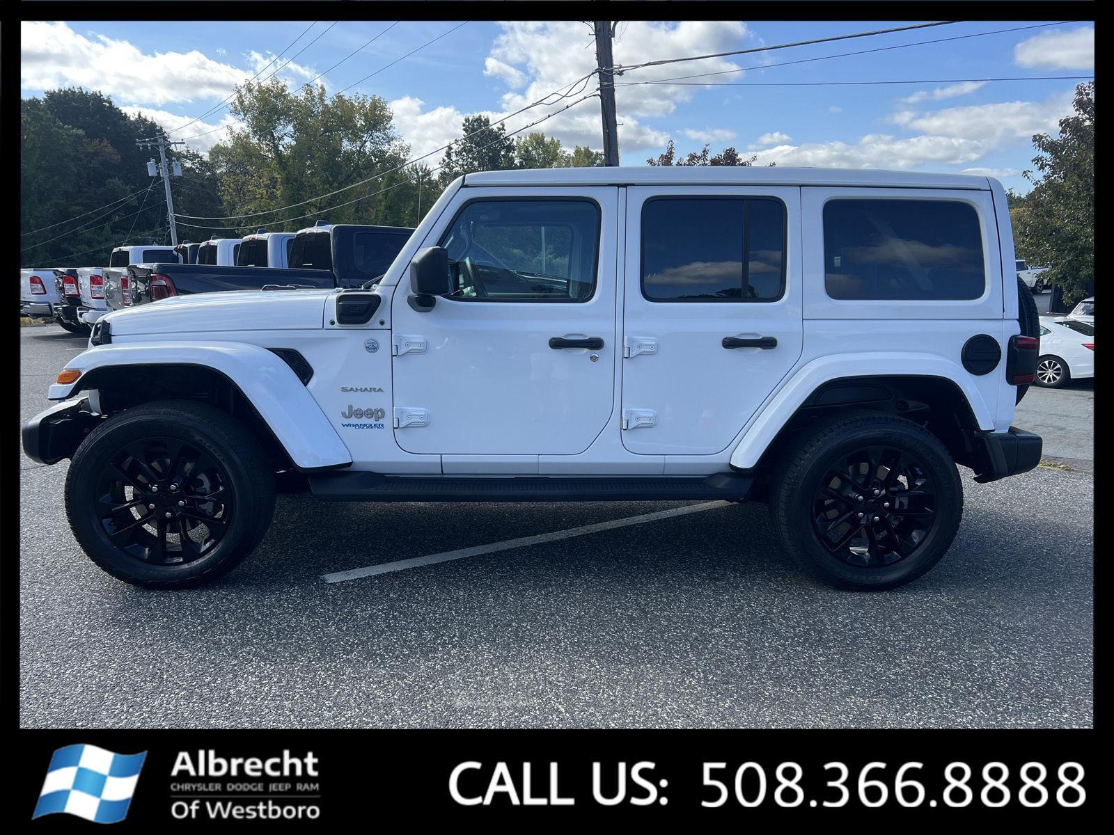 2022 Jeep Wrangler Unlimited Sahara 4xe photo 2
