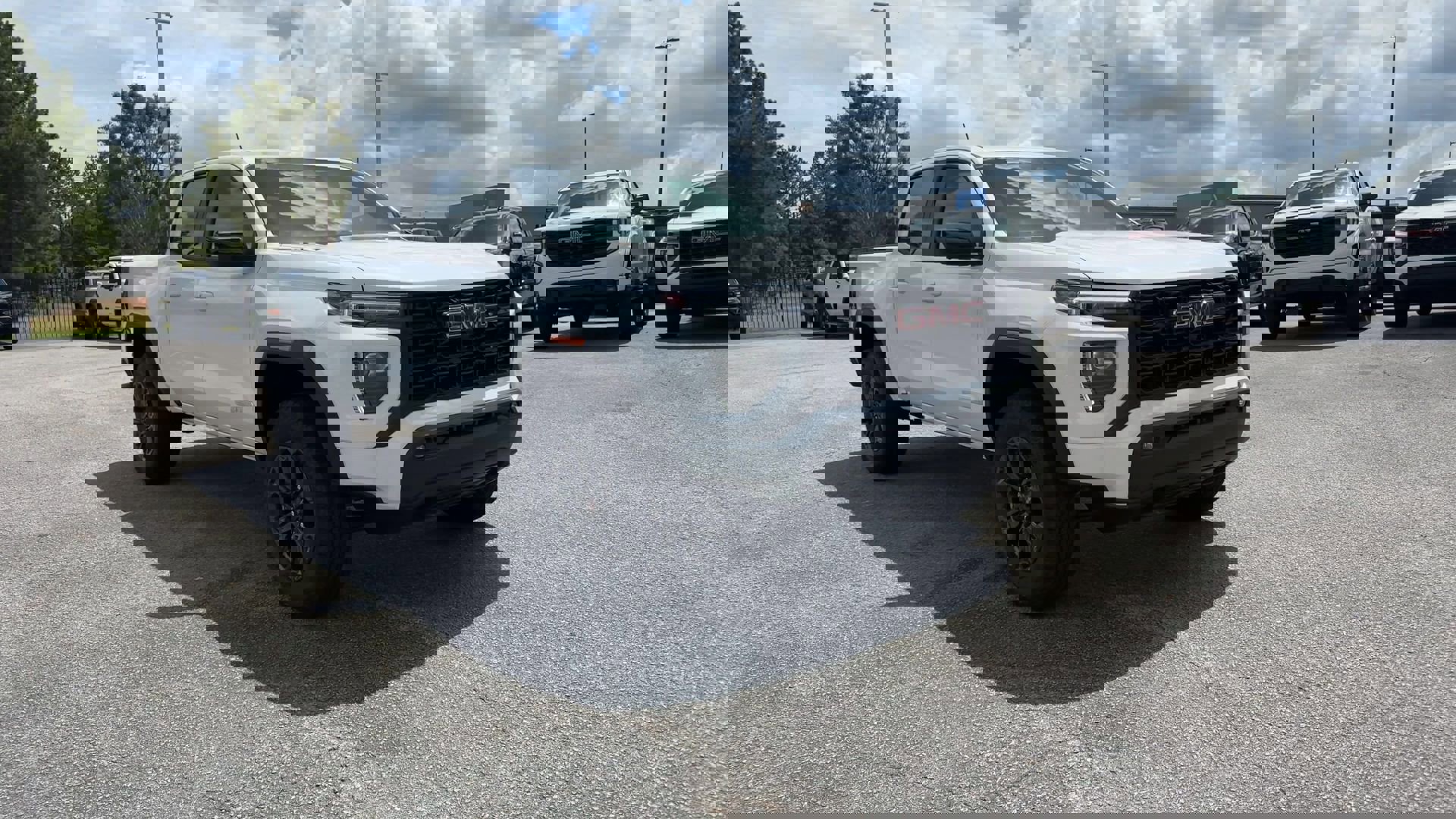 2025 Gmc Canyon Elevation photo 2