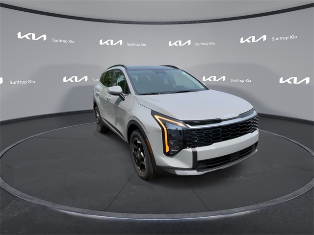 2026 Kia Sportage EX photo 2