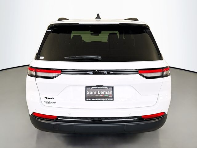 2025 Jeep Grand Cherokee Altitude X photo 2