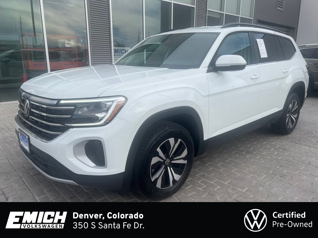 2024 Volkswagen Atlas SE's photo