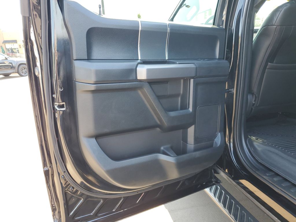 2020 Ford F-150 XLT photo 20