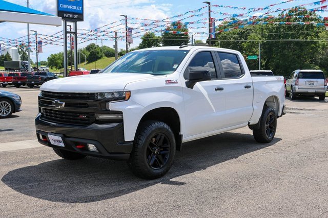 Used 2021 Summit White Chevrolet LT Trail Boss image 6
