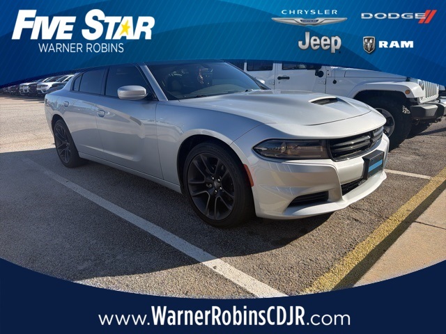 2019 Dodge Charger SXT's photo