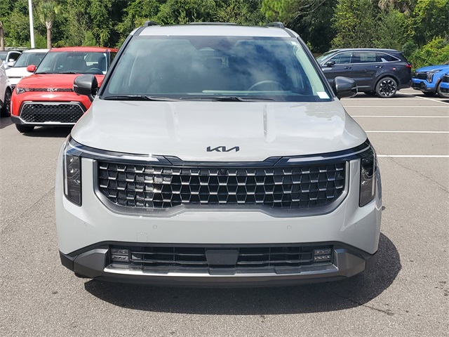 2026 Kia Carnival SX photo 2