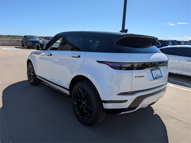 2026 Land Rover Range Rover Evoque Dynamic SE photo 3