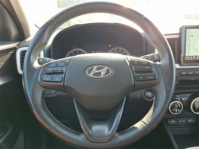 2022 Hyundai Venue SEL Limited photo 19