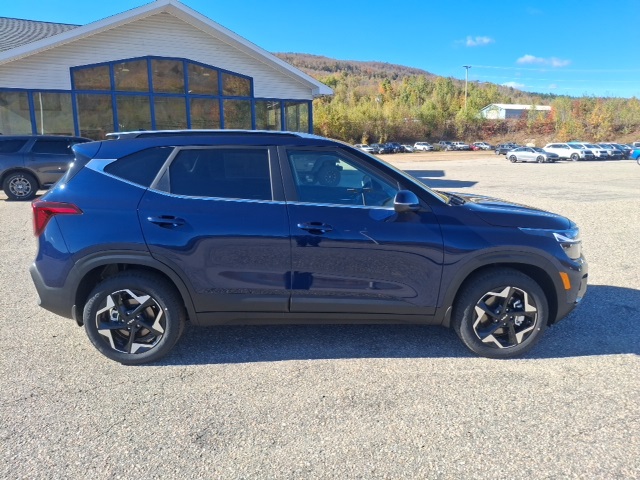 2026 Kia Seltos EX photo 2