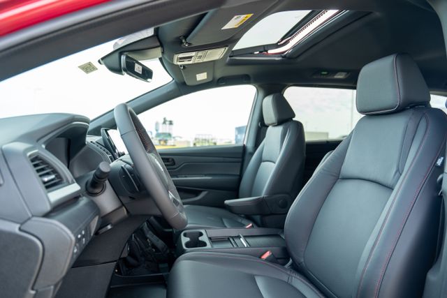2026 Honda Odyssey photo 15