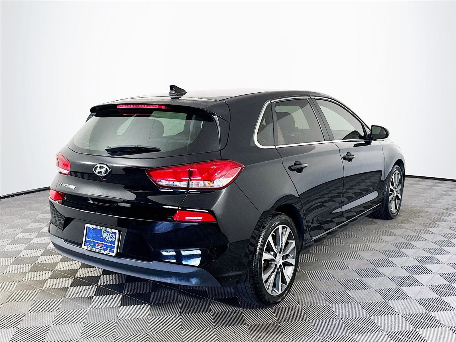 2020 Hyundai Elantra GT Base photo 7