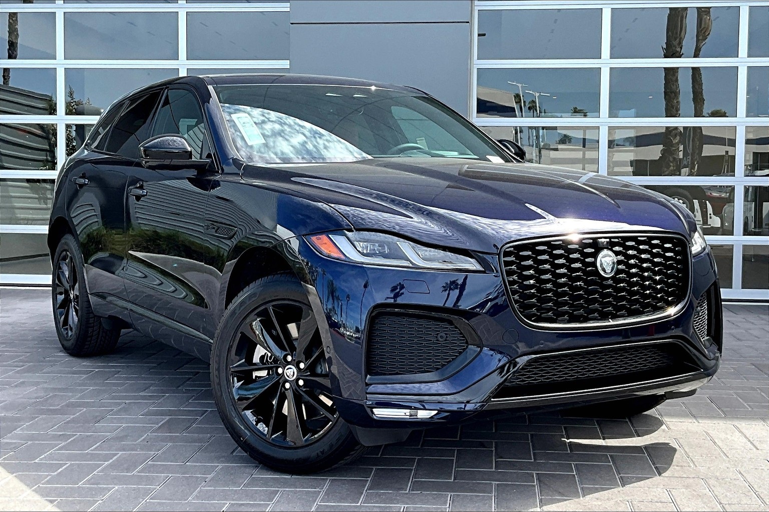 2026 Jaguar F-PACE P250 R-Dynamic S photo 2