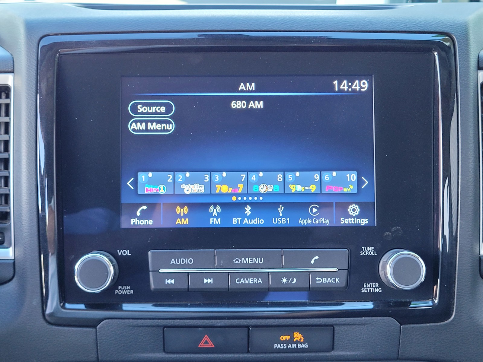 2022 Nissan Frontier SV photo 11