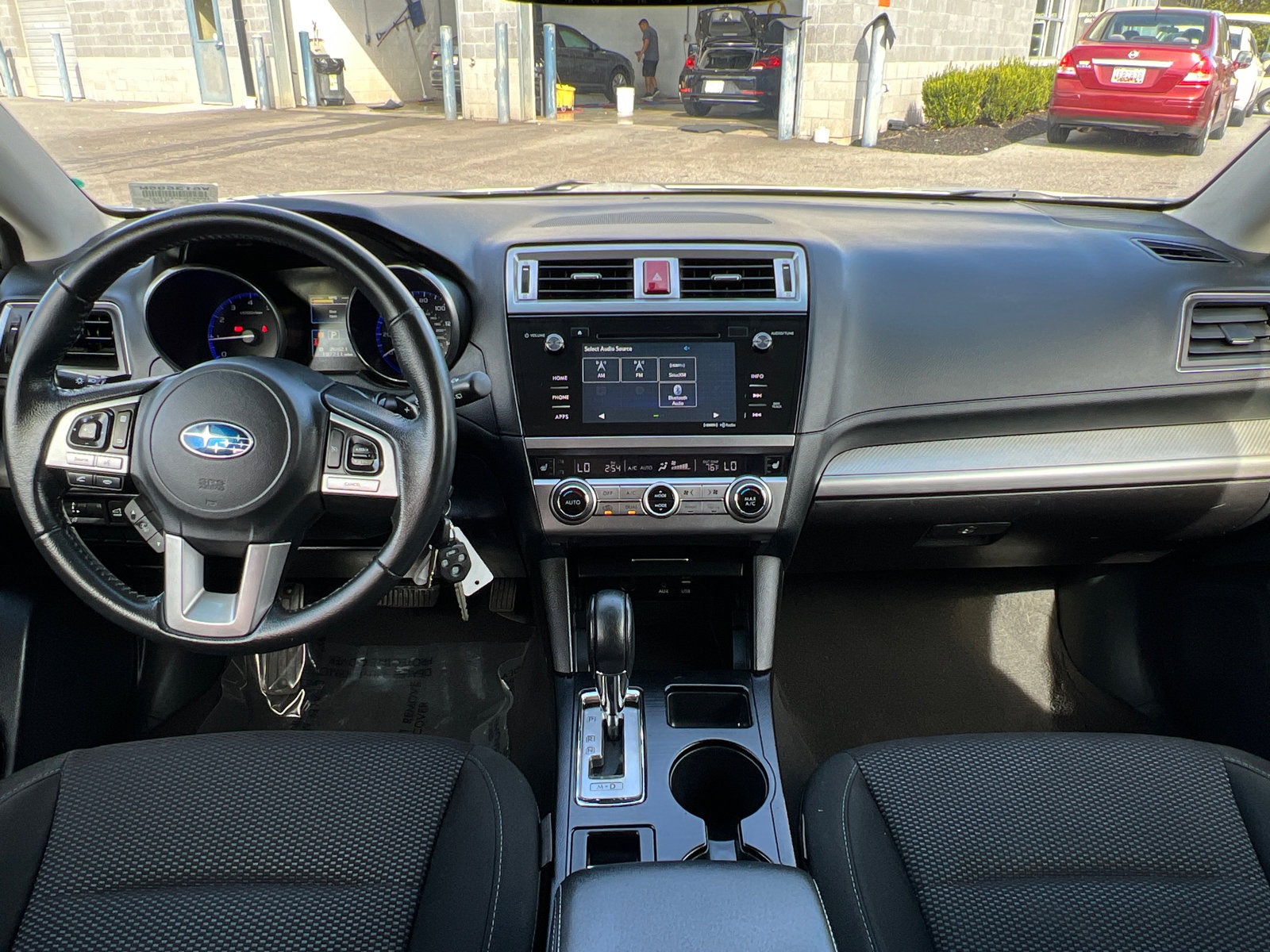 2017 Subaru Outback 2.5i Premium photo 3