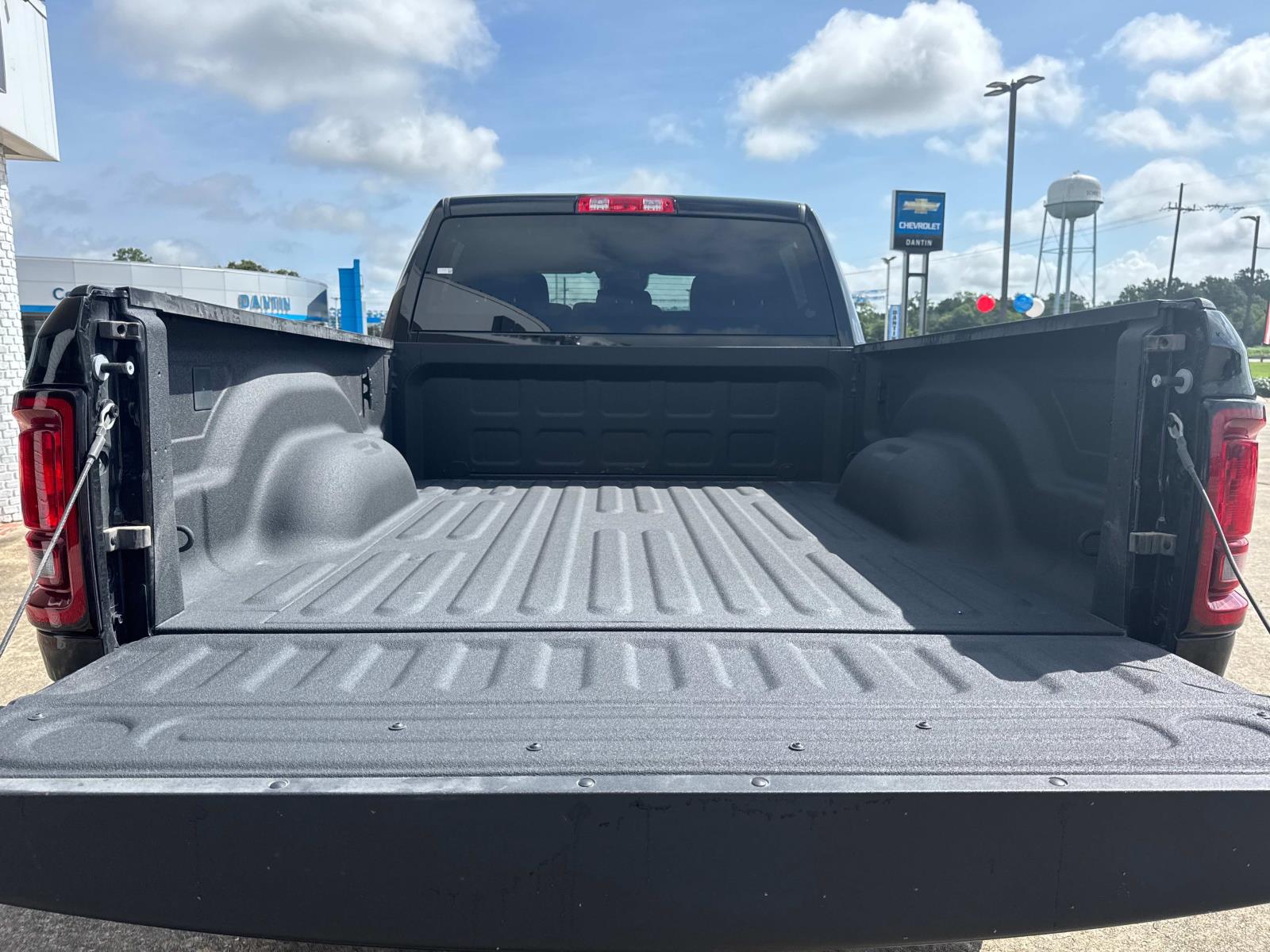2025 Ram 2500 Big Horn photo 5