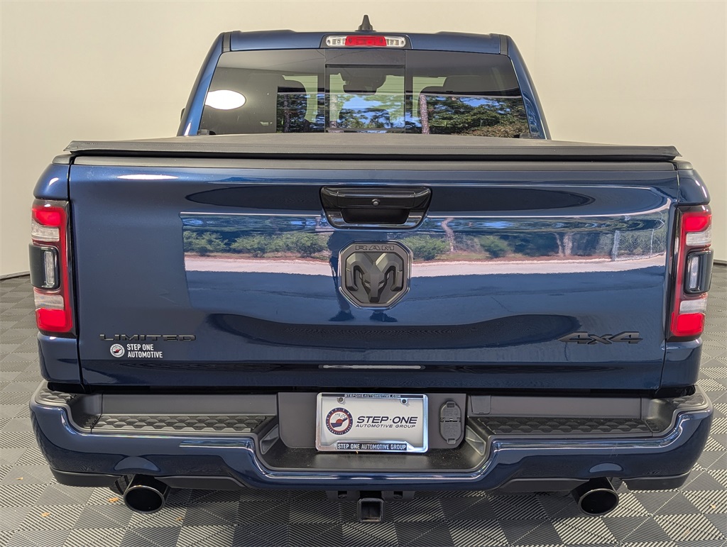 2023 Ram 1500 Limited Night Edition photo 4