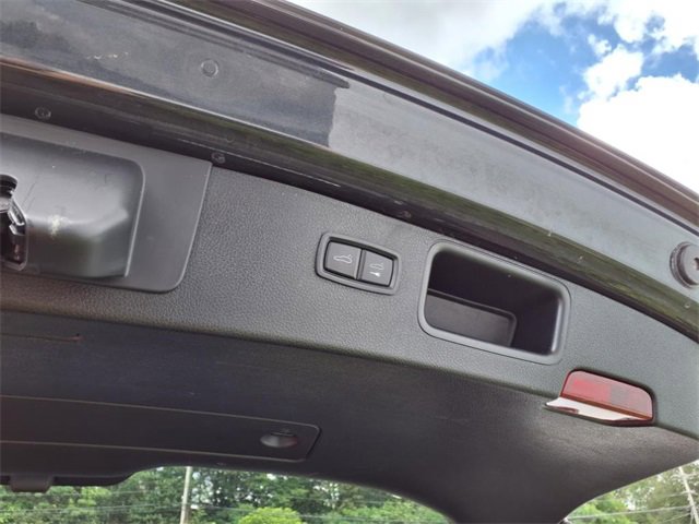 2018 Porsche Macan Base photo 12