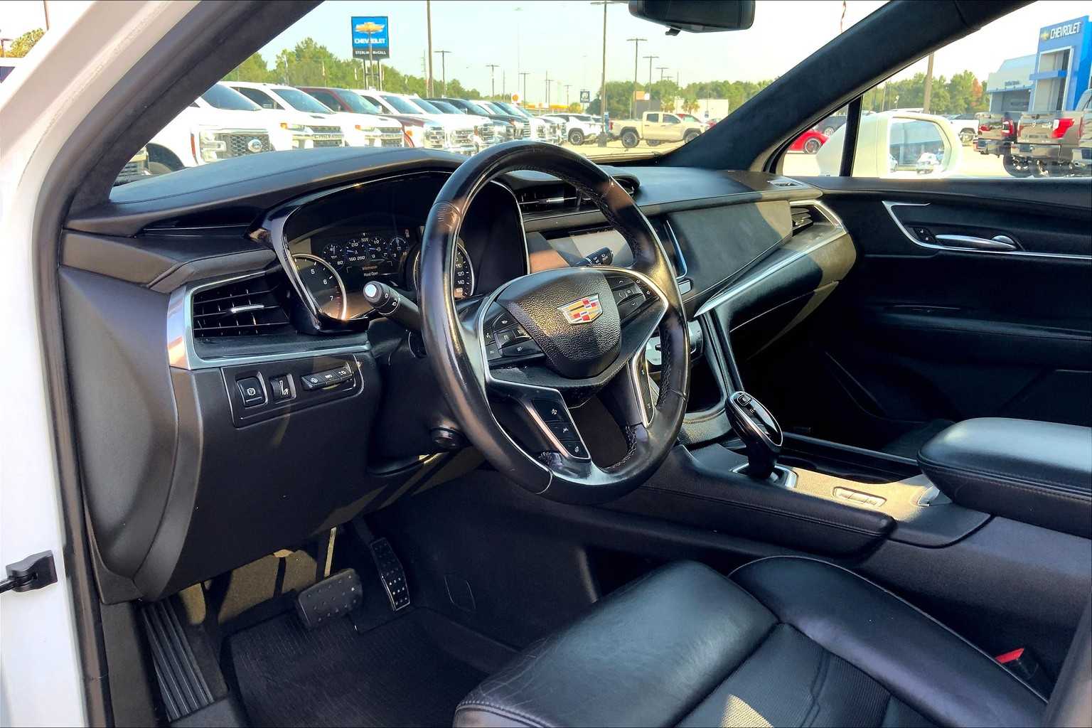 2017 Cadillac XT5 Platinum photo 16