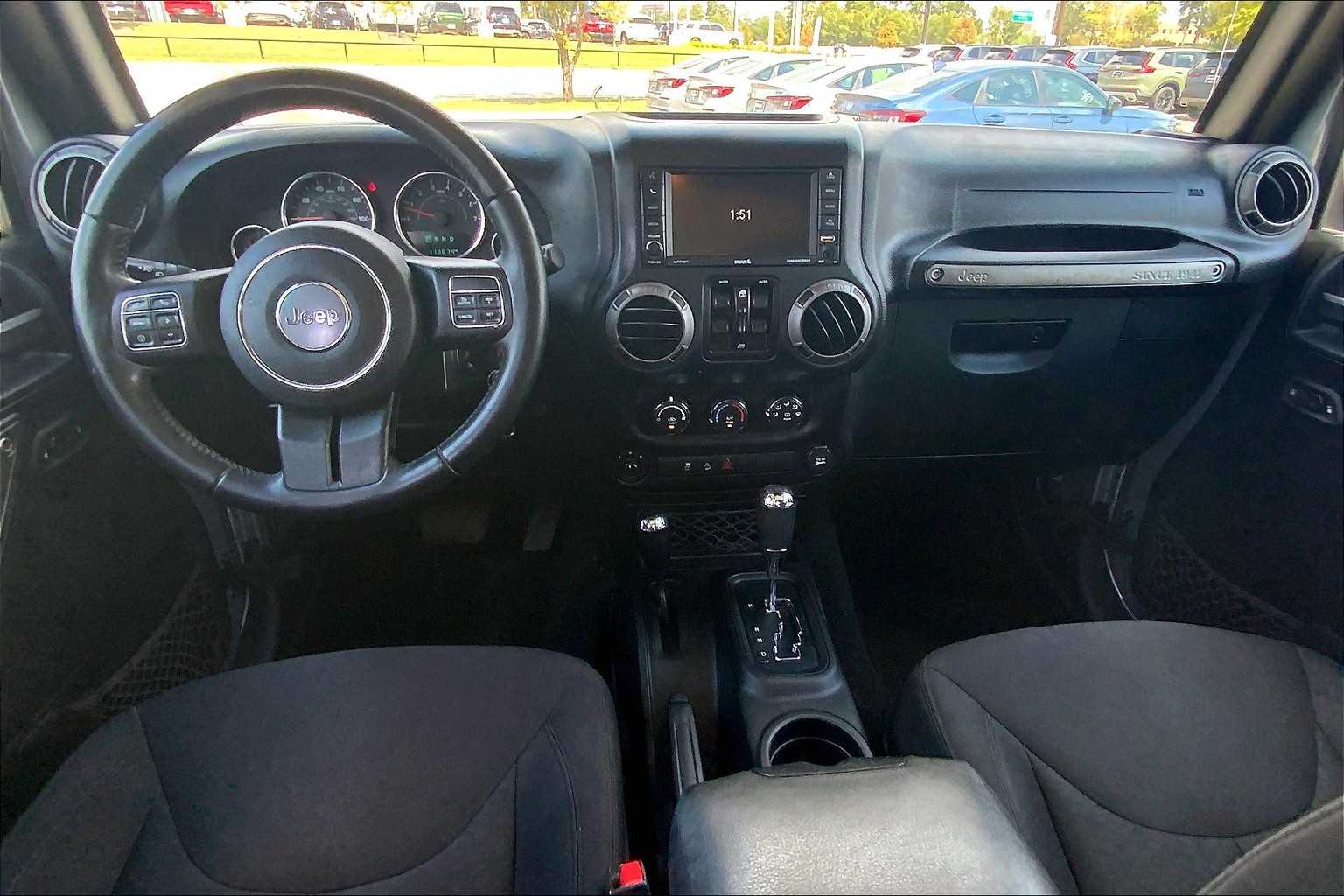2016 Jeep Wrangler Unlimited Sport photo 14