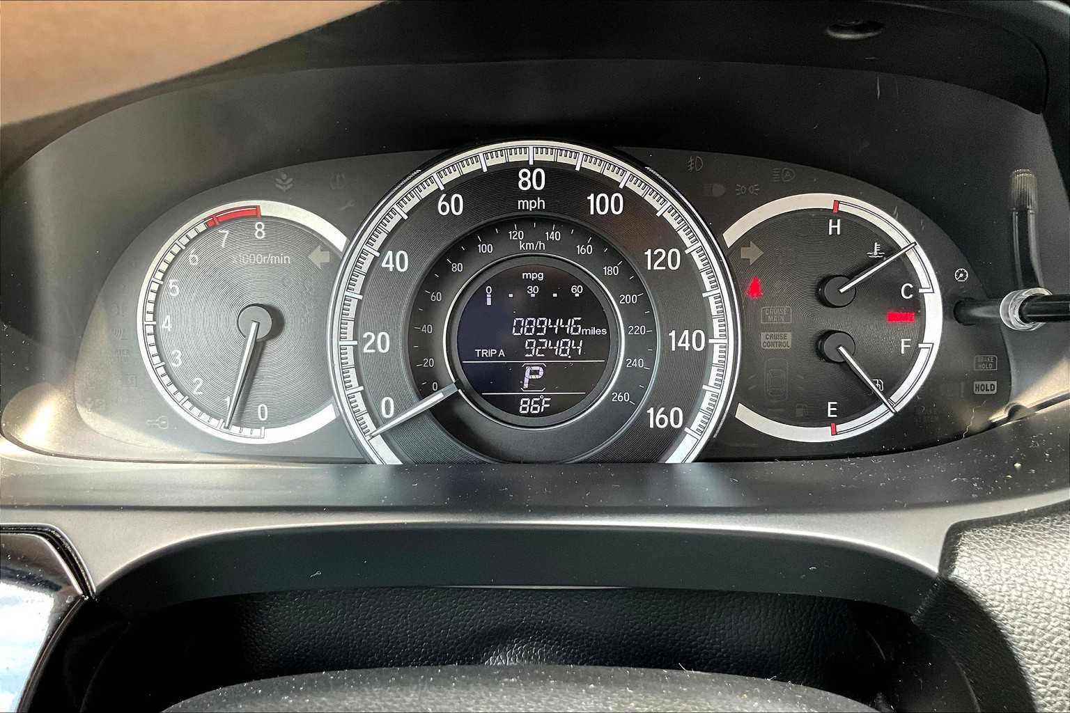 2016 Honda Accord LX photo 22